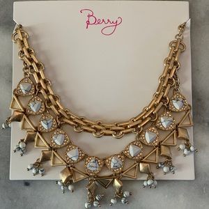 Big gold necklace